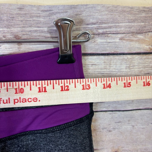 Lululemon Clam Diggers Gray Purple crossover waist Size 6 - Picture 6 of 10